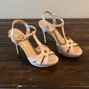 Nude Gianni Bini heels